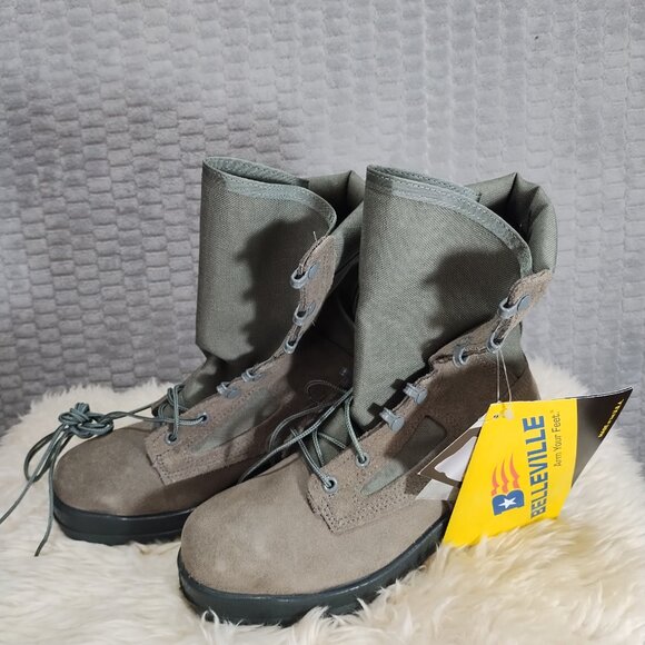 NEW! Belleville Military Combat Boots-Vibram-Safety Boot-Steel Toe-Men's 7W - Picture 7 of 11
